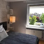 4 Lägenhet *